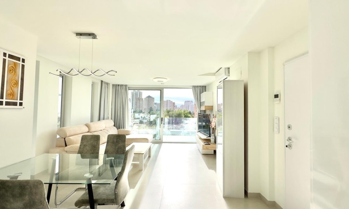 Resale - Apartment -
Finestrat