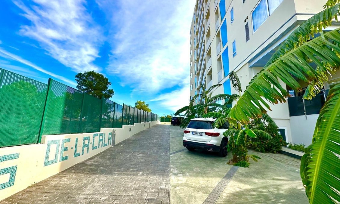 Resale - Apartment -
Finestrat