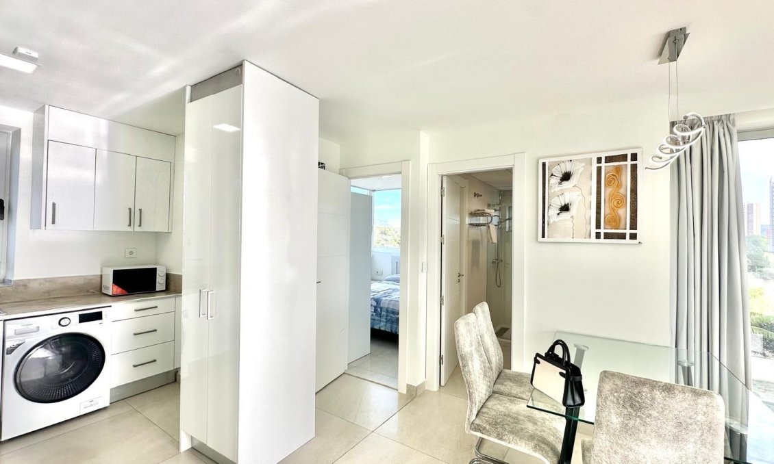 Resale - Apartment -
Finestrat