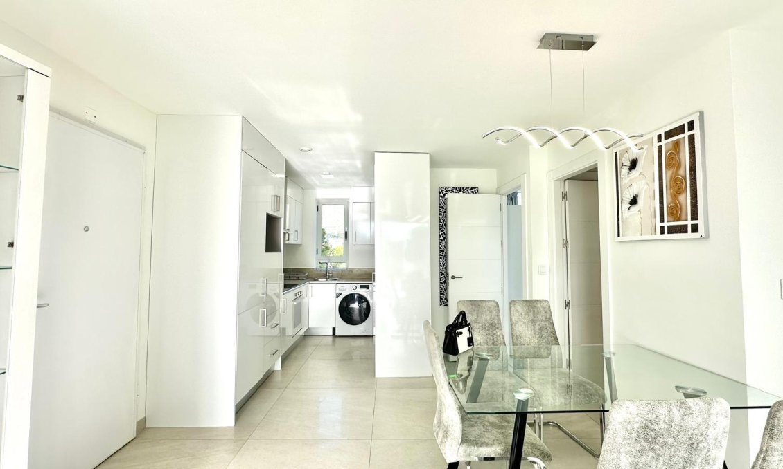 Resale - Apartment -
Finestrat