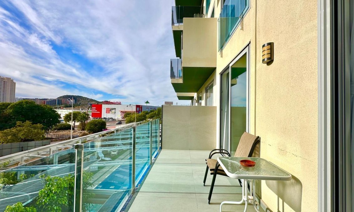 Resale - Apartment -
Finestrat