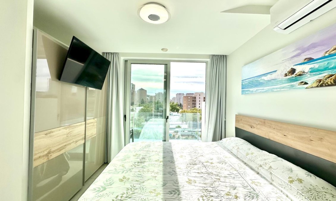 Resale - Apartment -
Finestrat