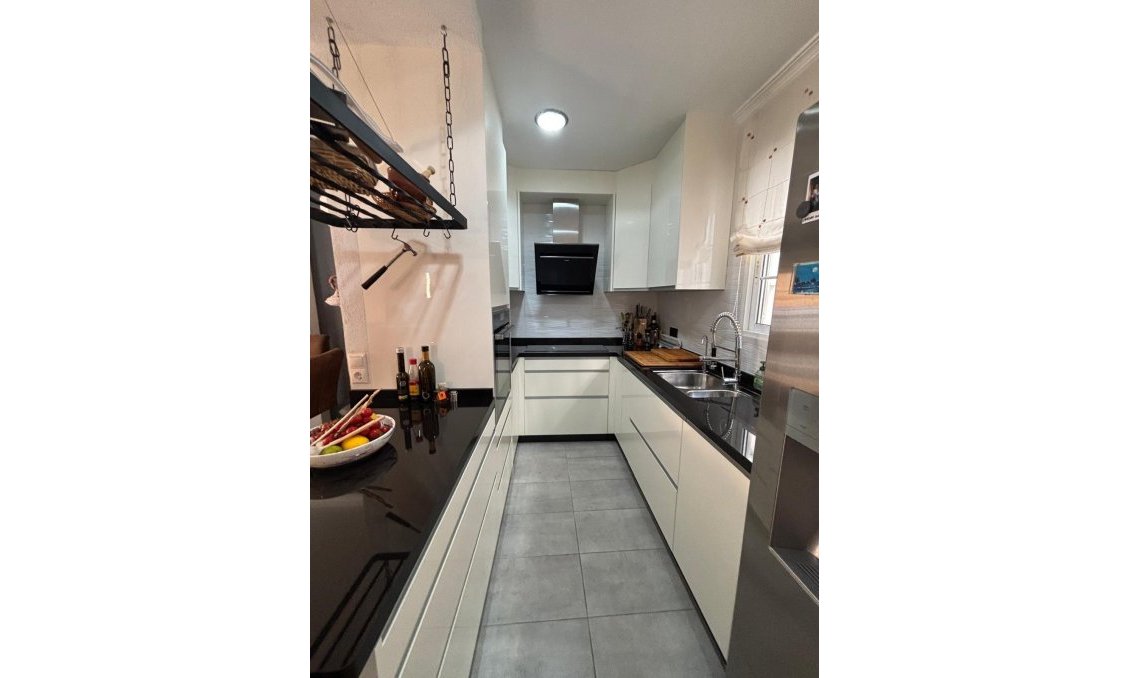 Revente - Appartement -
Torrevieja