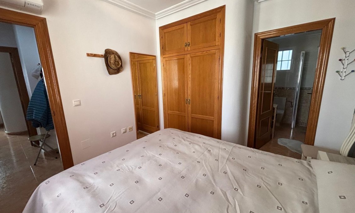 Revente - Appartement -
Torrevieja