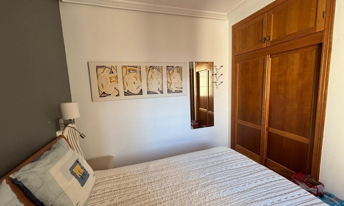 Revente - Appartement -
Torrevieja