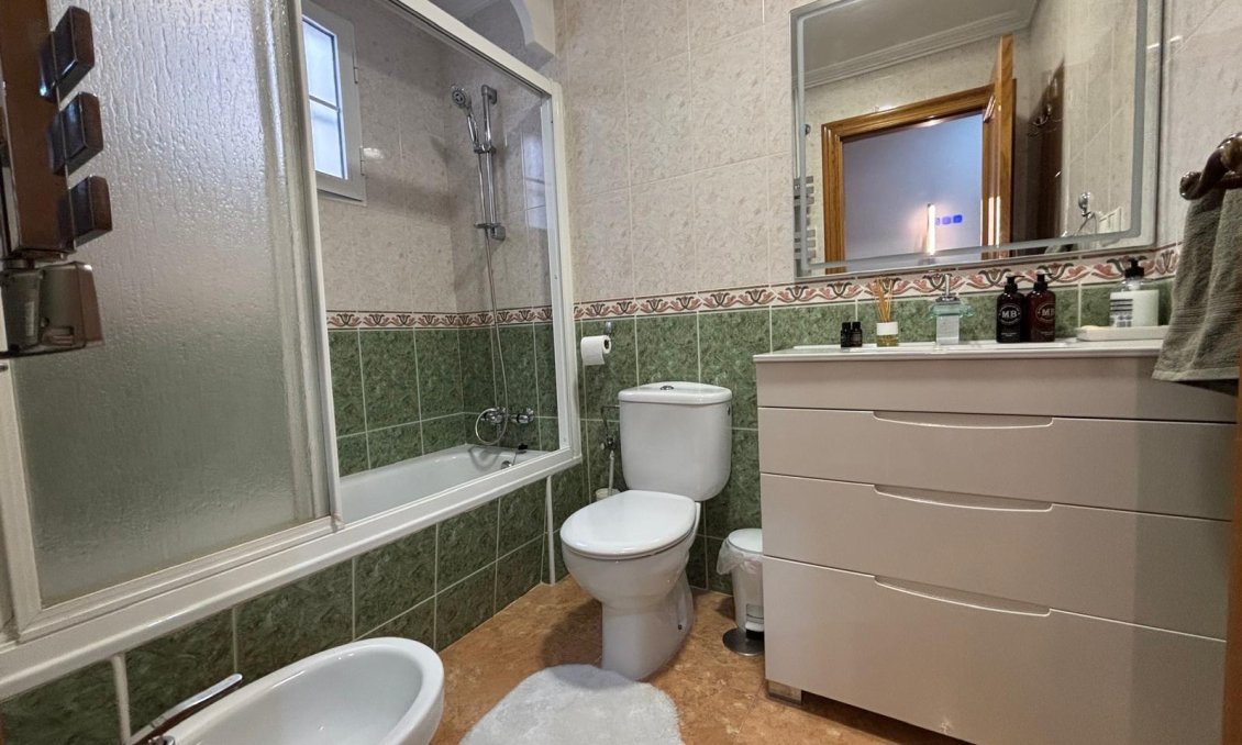 Revente - Appartement -
Torrevieja