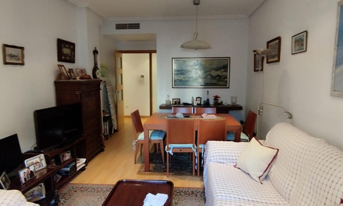 Wiederverkauf - Wohnung -
Torrevieja