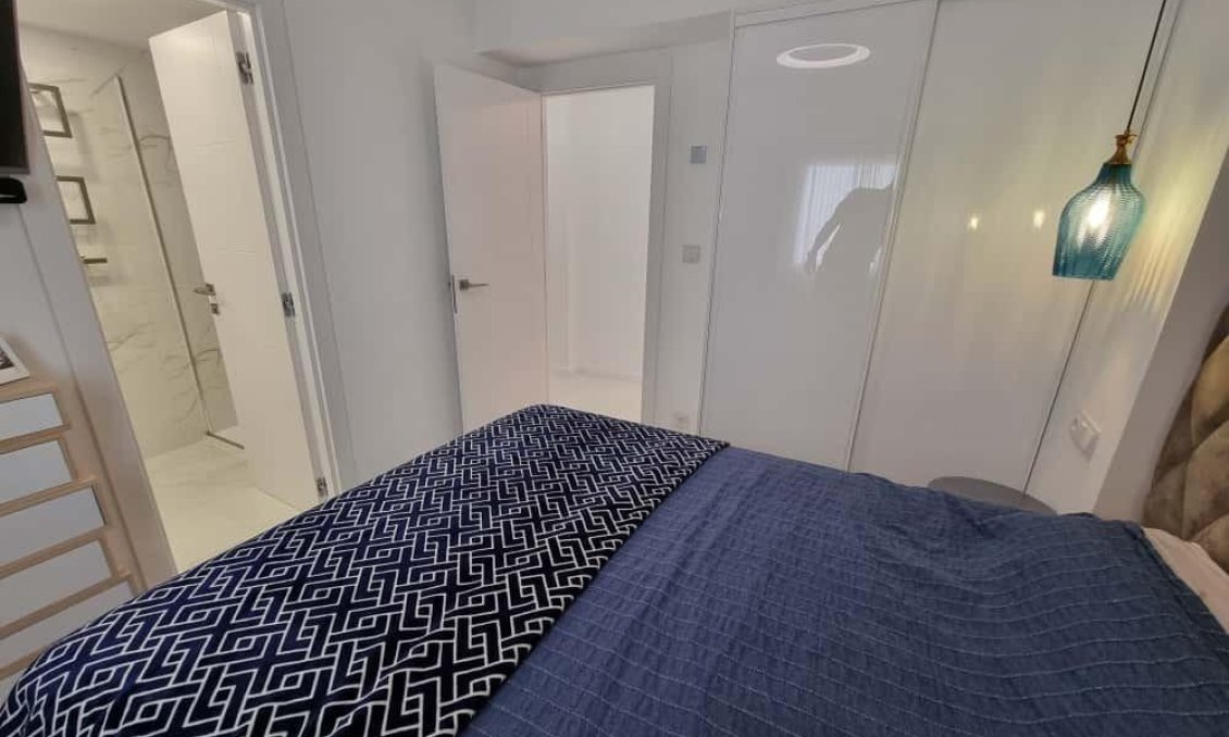 Resale - Apartment -
Torrevieja