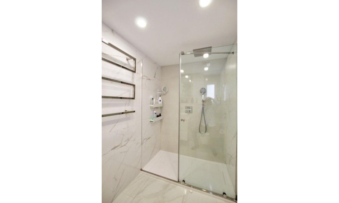 Resale - Apartment -
Torrevieja