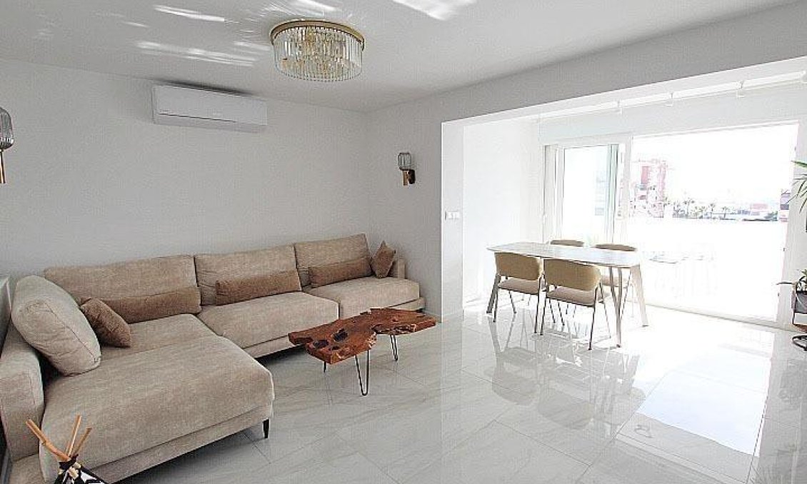 Resale - Apartment -
Torrevieja