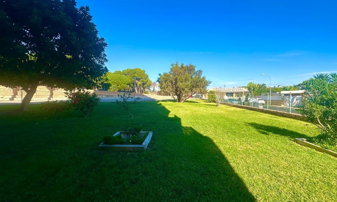 Segunda mano - Apartamento -
Orihuela Costa - Altos De Campoamor