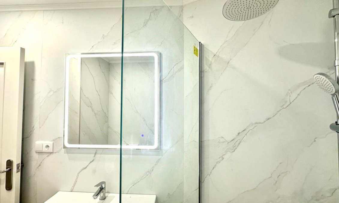 Segunda mano - Apartamento -
Torrevieja - La Mata Pueblo