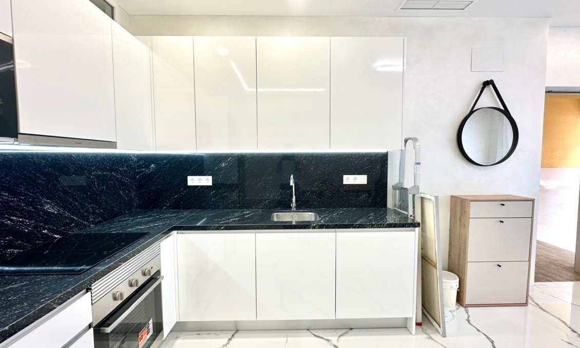 Használt Ingatlanok - Apartman -
Torrevieja - Playa del Cura