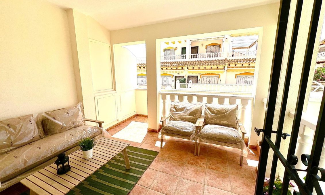 Segunda mano - Town House -
Orihuela - Urbanización Perla Del Mar