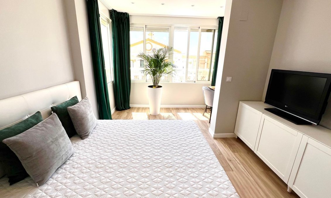 Segunda mano - Town House -
Orihuela - Urbanización Perla Del Mar