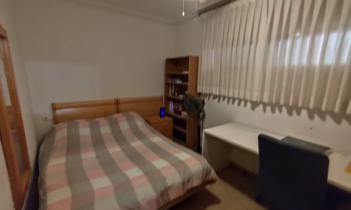 Segunda mano - Apartamento -
Torrevieja - Estacion De Autobuses