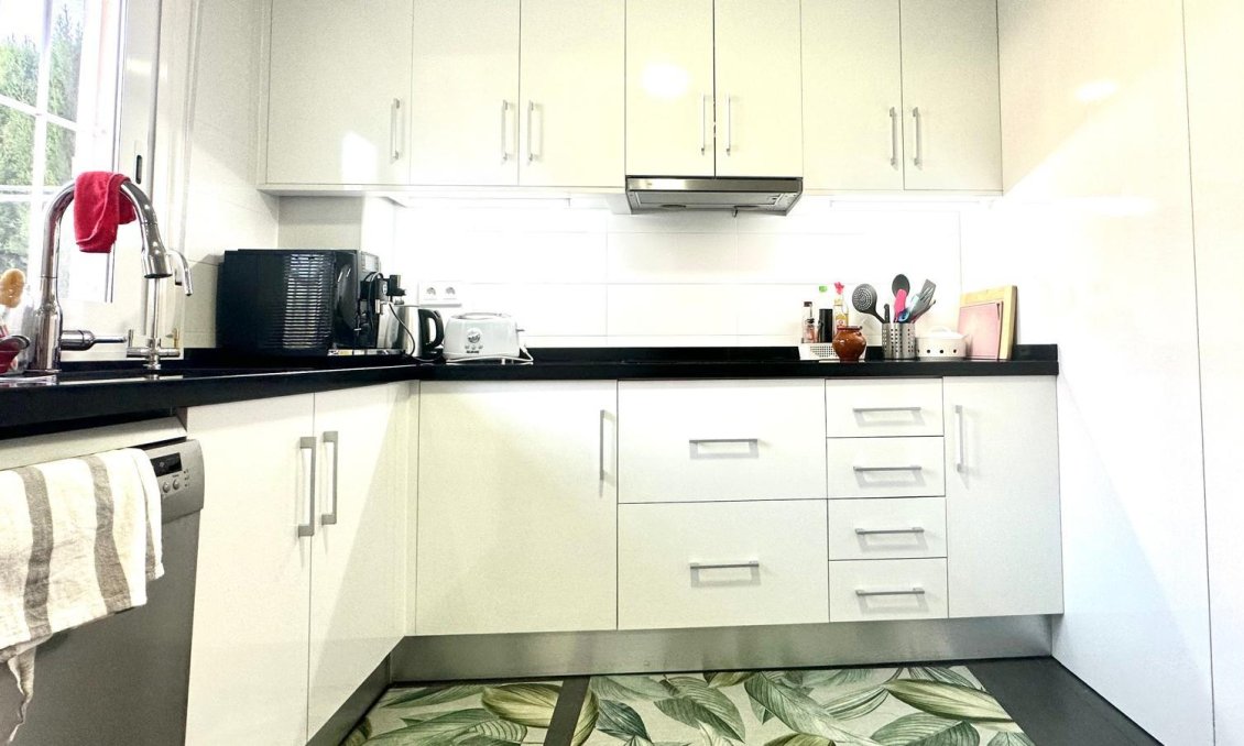 Segunda mano - Town House -
Torrevieja - Aguas Nuevas