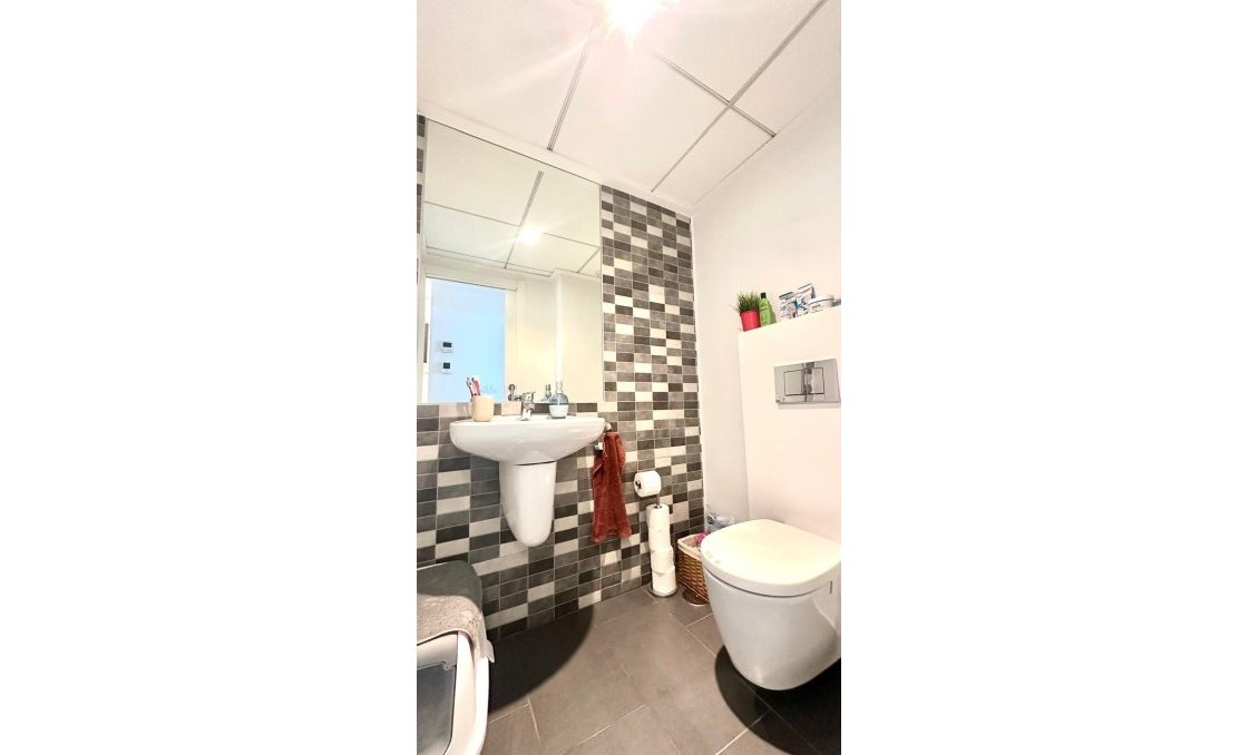 Segunda mano - Town House -
Torrevieja - Aguas Nuevas