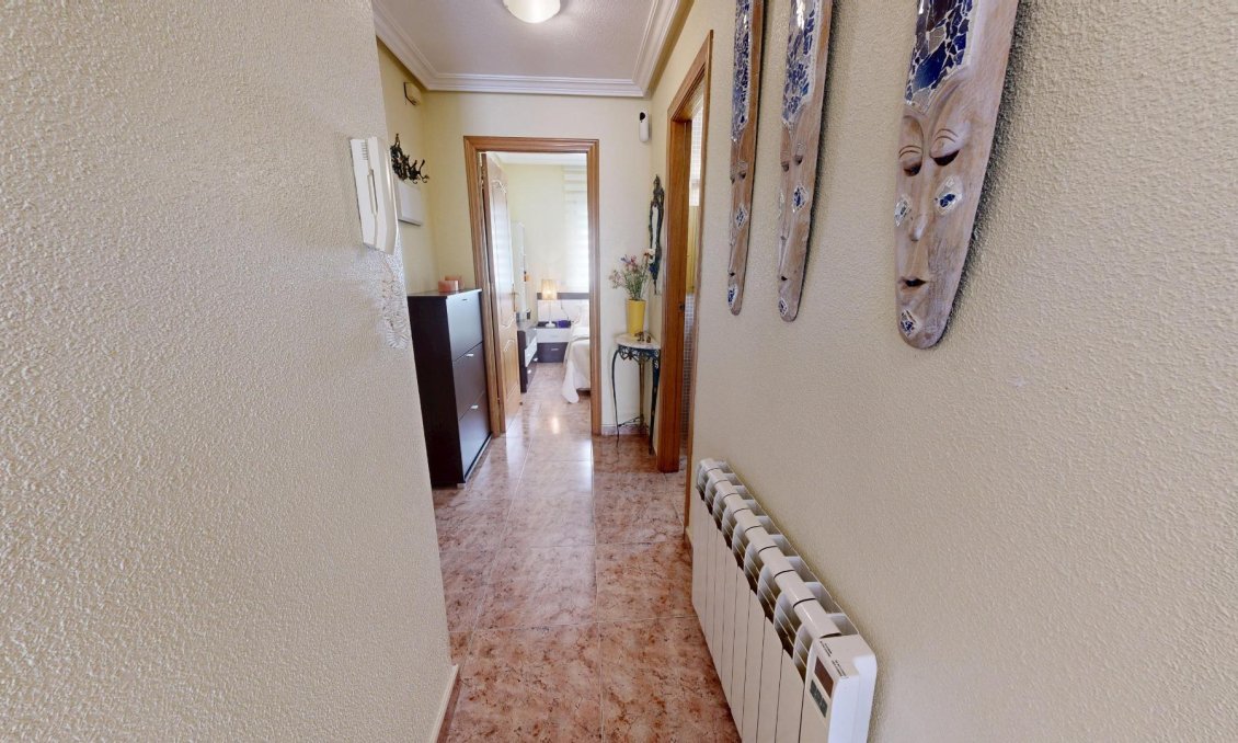 Segunda mano - Apartamento -
Torrevieja - Estacion De Autobuses