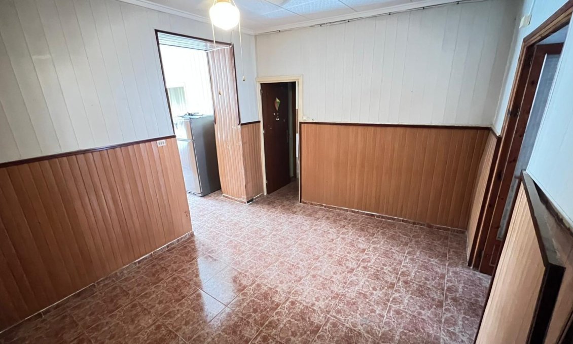 Resale - Apartment -
Torrevieja