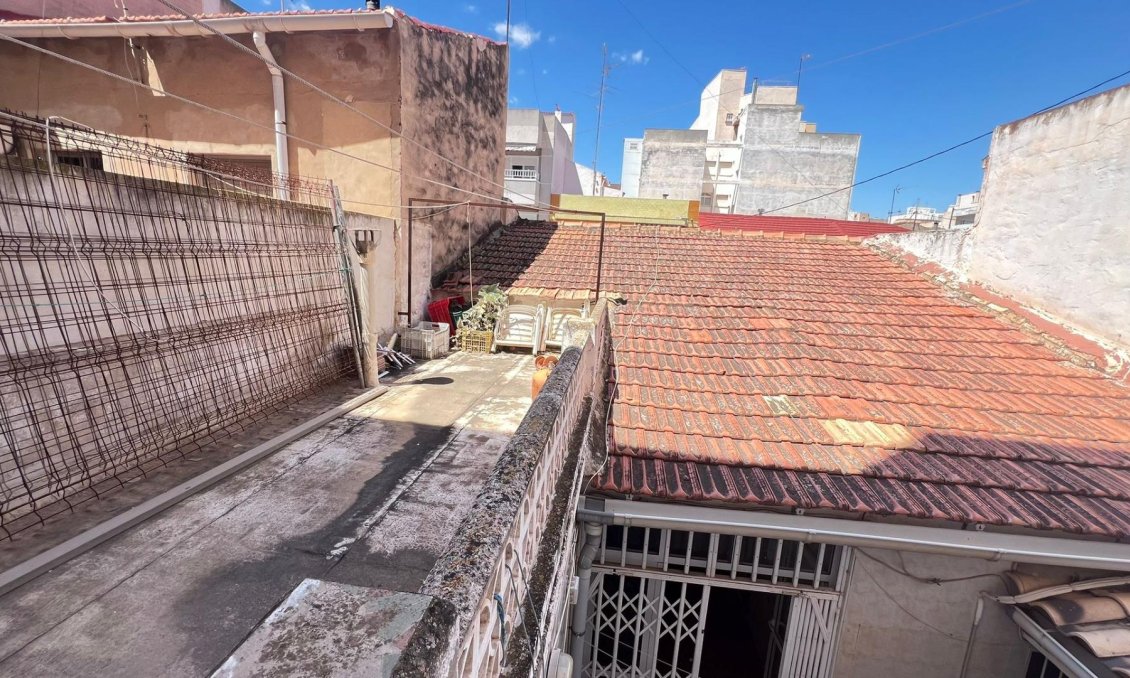 Resale - Apartment -
Torrevieja