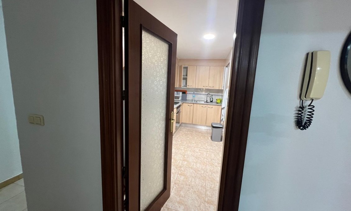 Használt Ingatlanok - Apartman -
Torrevieja - Playa del Cura