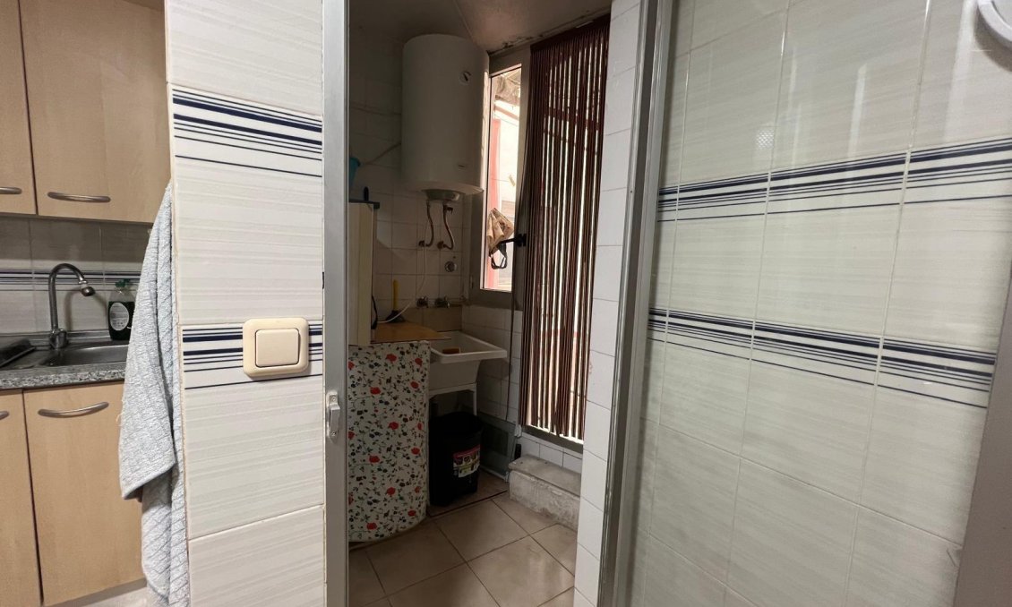Használt Ingatlanok - Apartman -
Torrevieja - Playa del Cura