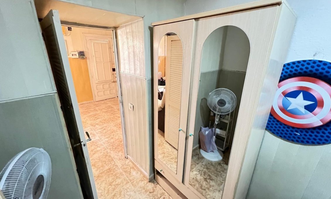 Resale - Apartment -
Torrevieja