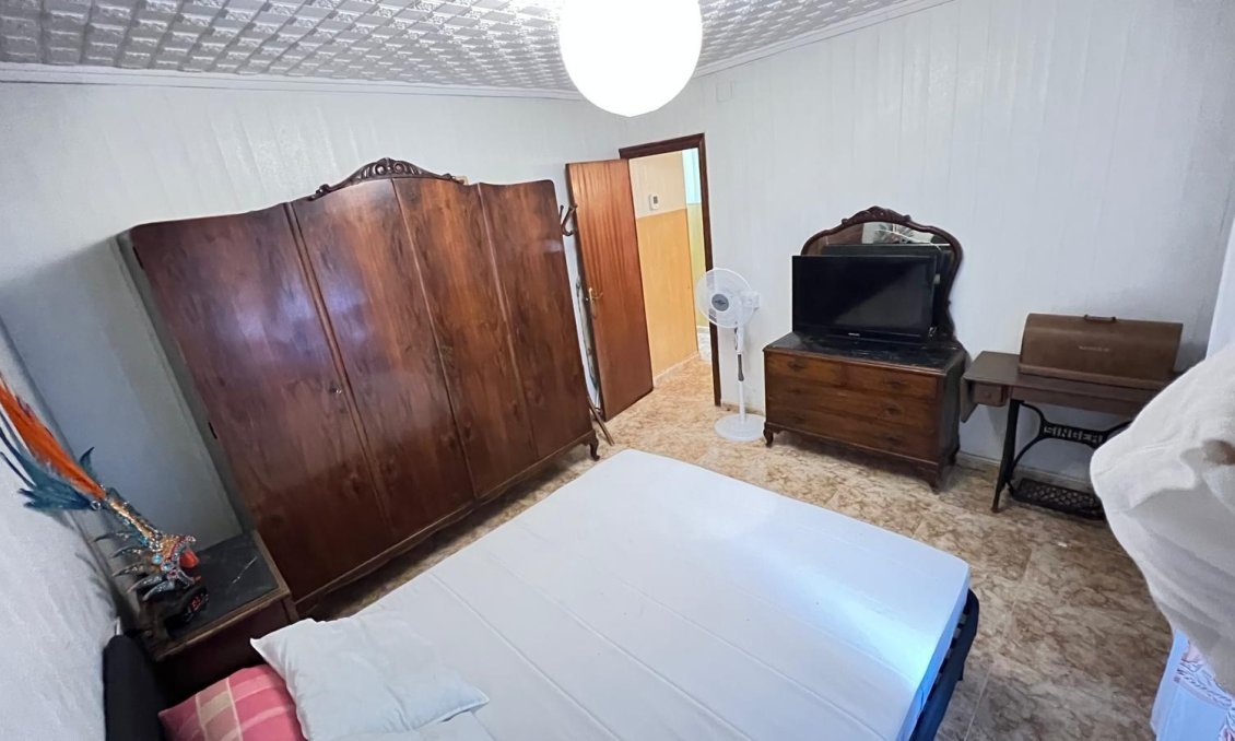 Resale - Apartment -
Torrevieja