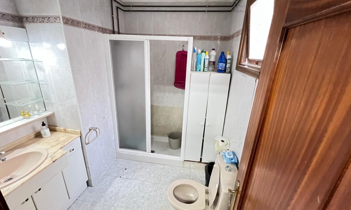 Resale - Apartment -
Torrevieja