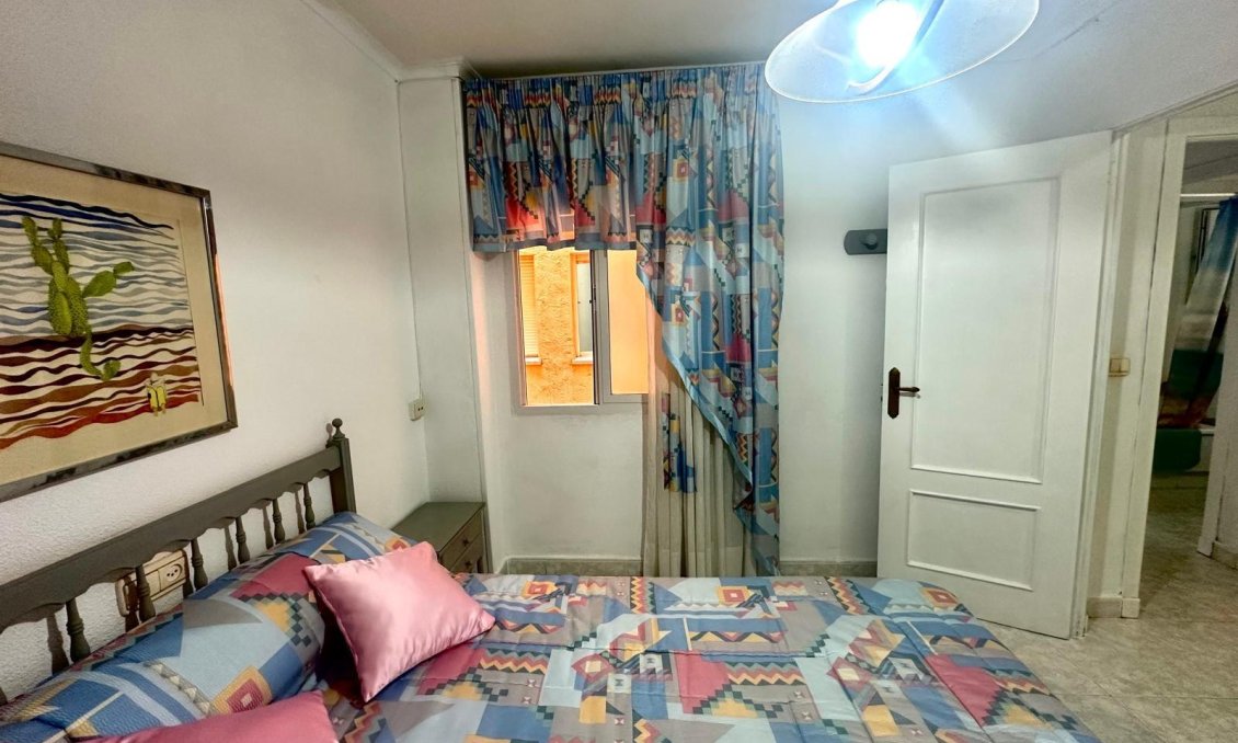 Használt Ingatlanok - Apartman -
Torrevieja - Centrum