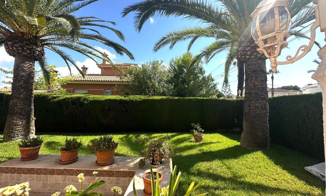 Használt Ingatlanok - Villa -
Cabo Roig - Costa Blanca
