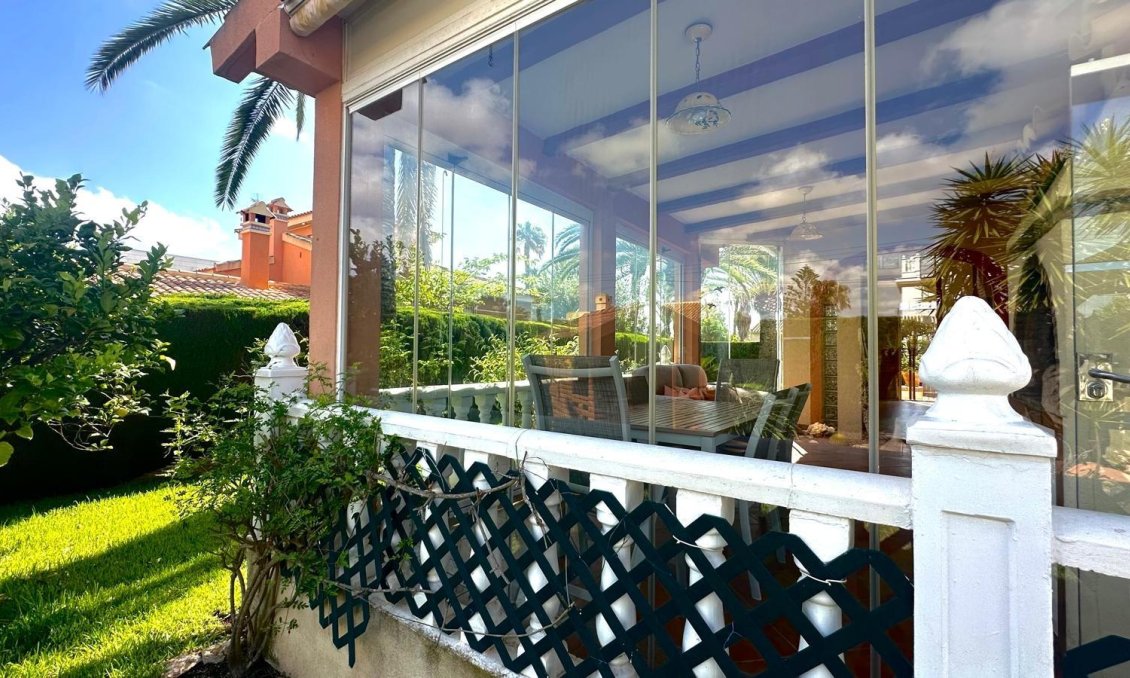 Használt Ingatlanok - Villa -
Cabo Roig - Costa Blanca