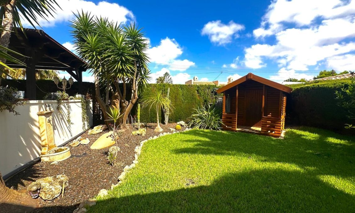 Használt Ingatlanok - Villa -
Cabo Roig - Costa Blanca