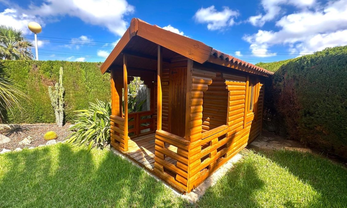 Használt Ingatlanok - Villa -
Cabo Roig - Costa Blanca