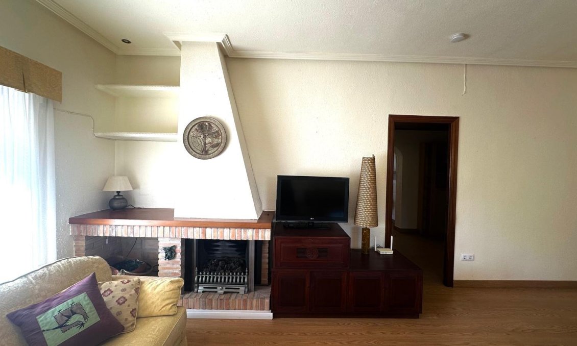 Használt Ingatlanok - Villa -
Cabo Roig - Costa Blanca