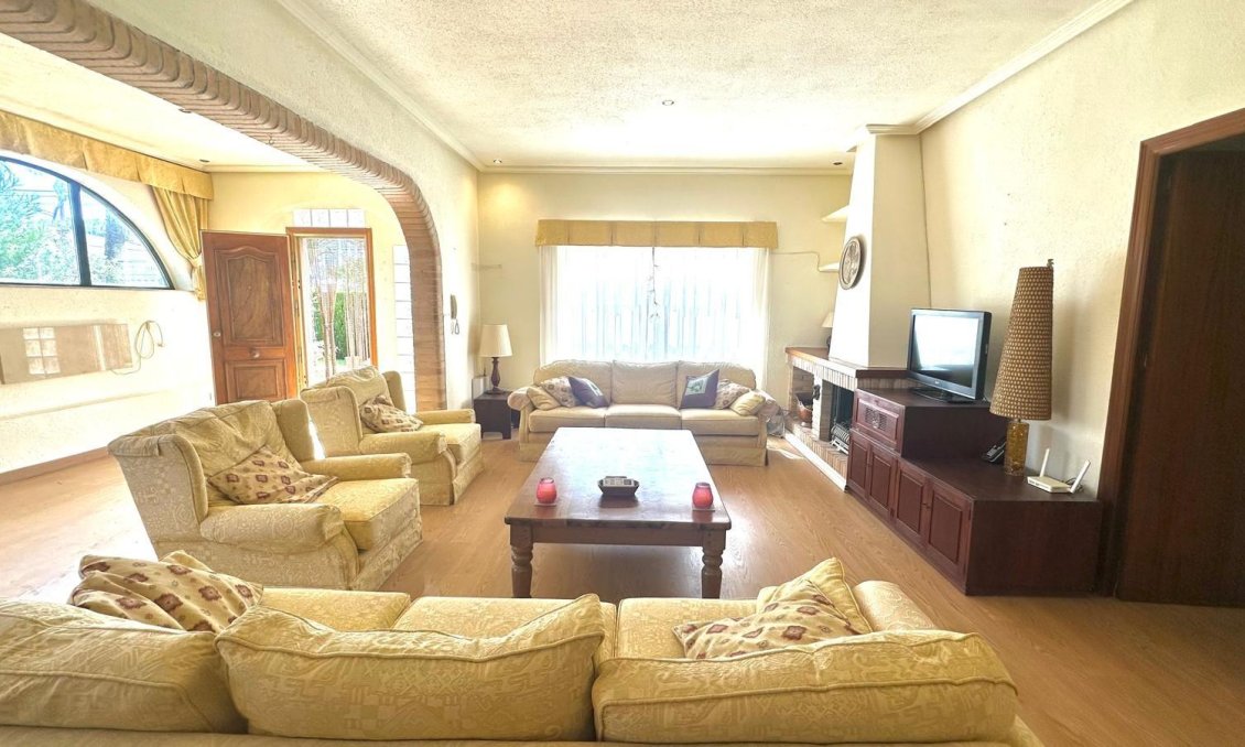 Használt Ingatlanok - Villa -
Cabo Roig - Costa Blanca