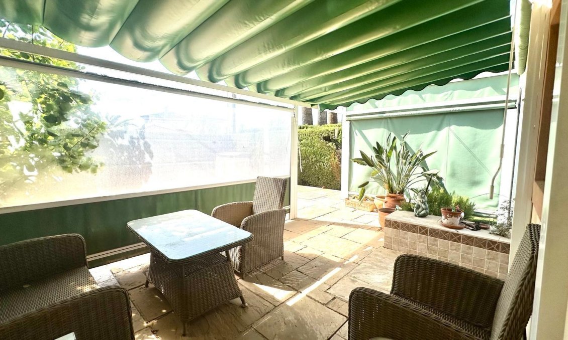 Használt Ingatlanok - Villa -
Cabo Roig - Costa Blanca