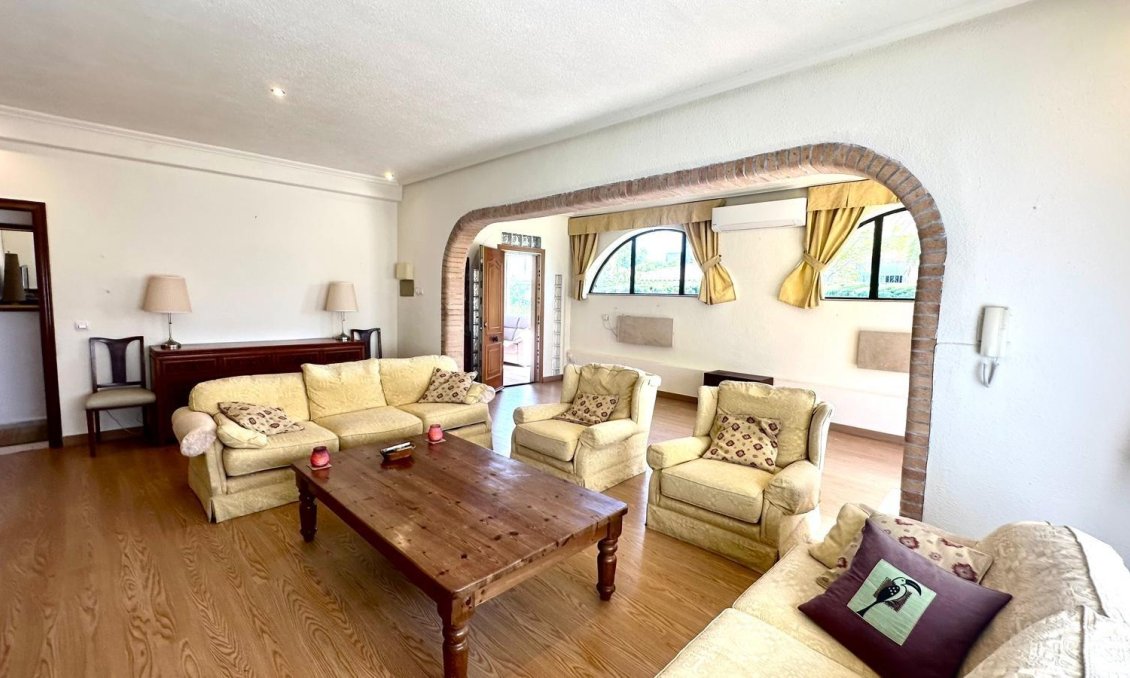 Használt Ingatlanok - Villa -
Cabo Roig - Costa Blanca