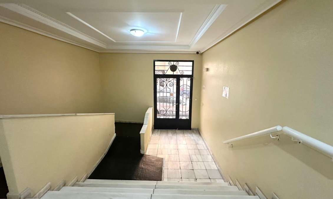 Használt Ingatlanok - Apartman -
Torrevieja - Acequion