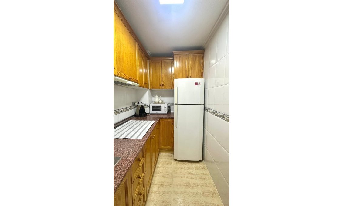Használt Ingatlanok - Apartman -
Torrevieja - Acequion