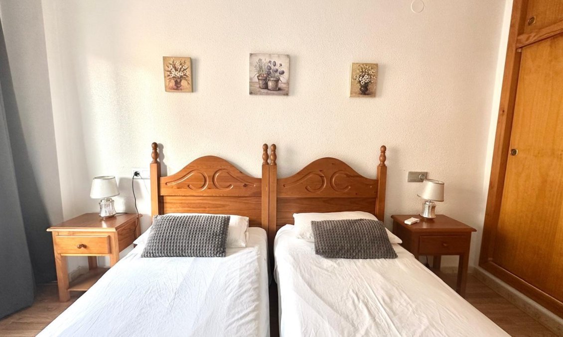 Használt Ingatlanok - Apartman -
Torrevieja - Acequion