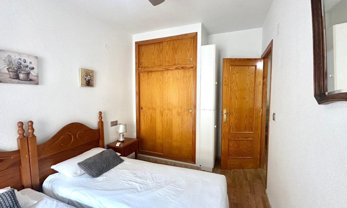 Használt Ingatlanok - Apartman -
Torrevieja - Acequion