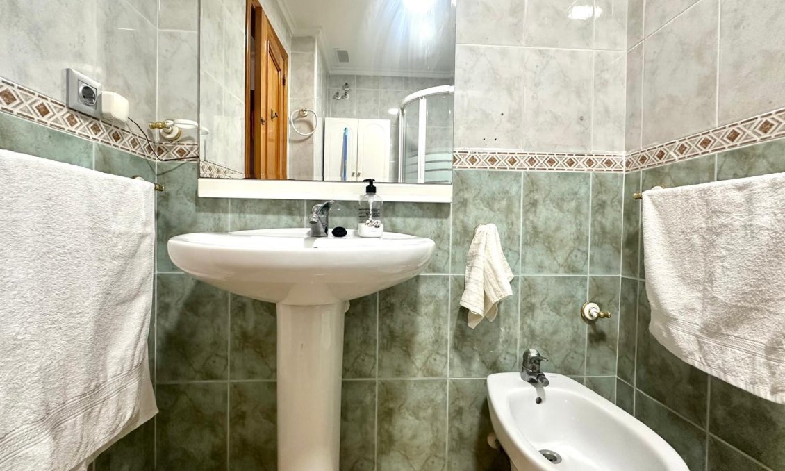 Használt Ingatlanok - Apartman -
Torrevieja - Acequion