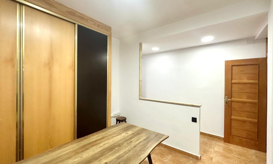 Resale - Apartment -
Torrevieja