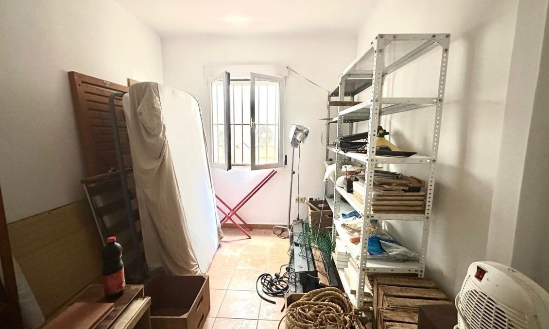 Resale - Apartment -
Torrevieja