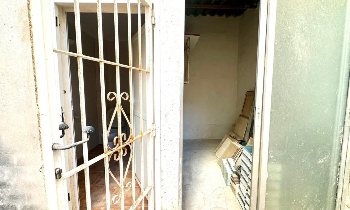 Resale - Apartment -
Torrevieja