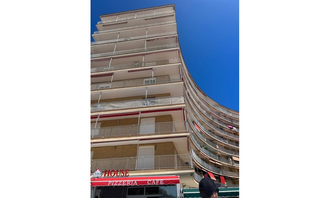 Használt Ingatlanok - Apartman -
Torrevieja - Playa del Cura