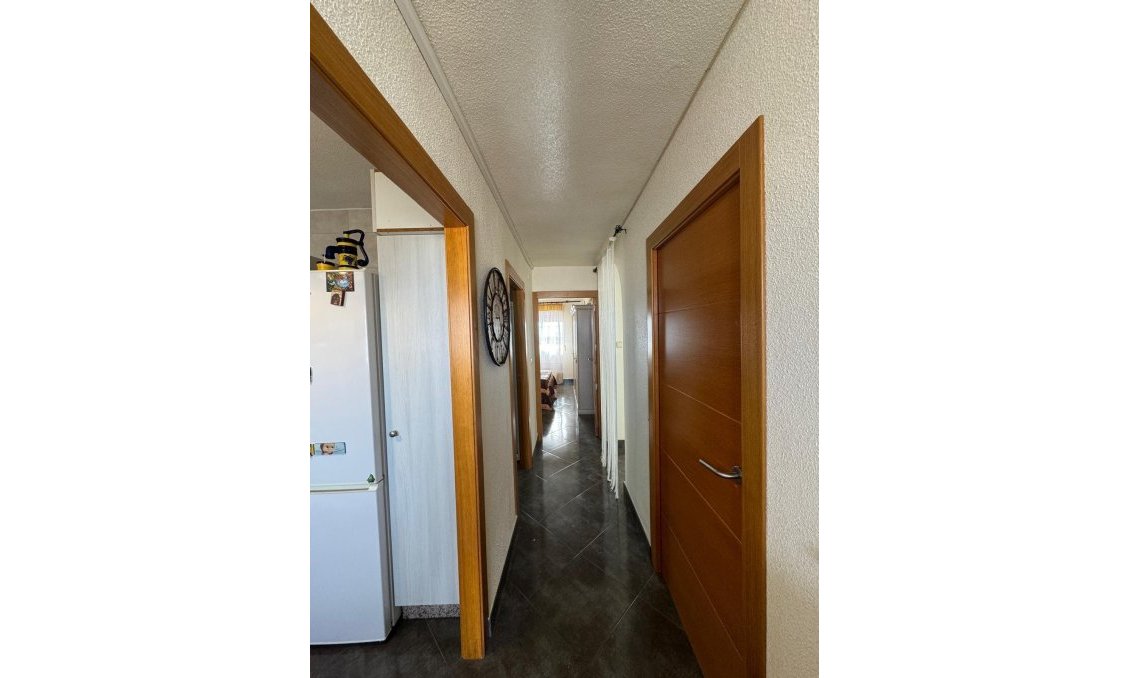 Használt Ingatlanok - Apartman -
Torrevieja - Playa del Cura