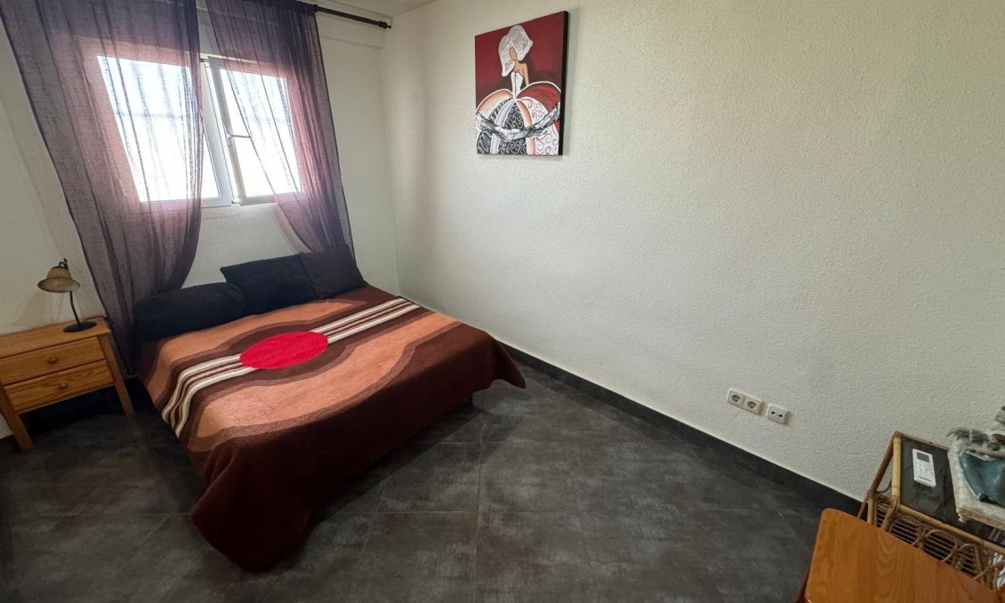 Használt Ingatlanok - Apartman -
Torrevieja - Playa del Cura